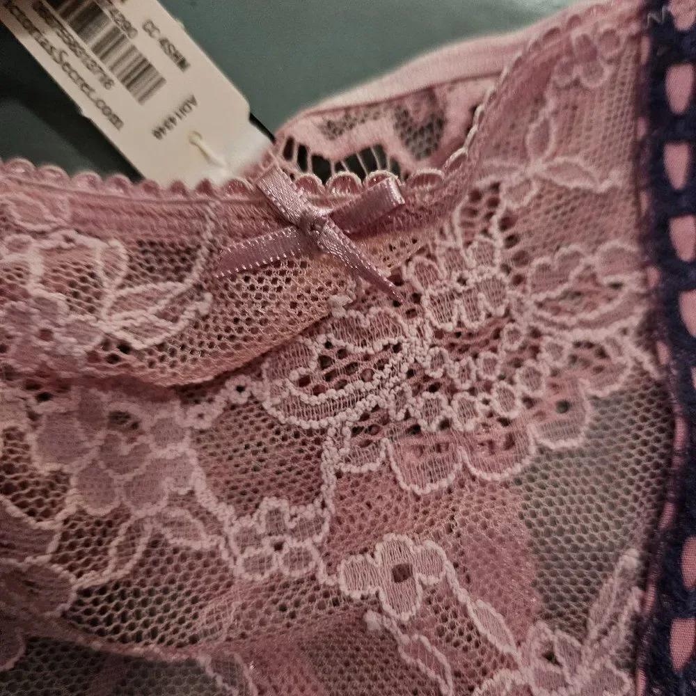 NWT Victoria’s Secret Ribbon Slot Lace Thong Panty Pink Dusk Mauve Size Medium